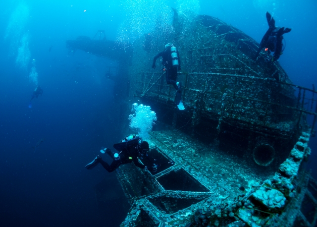USS Oriskany Scuba Diving